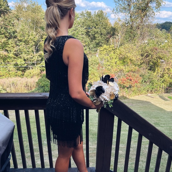 Beautiful Amarra beaded, black sequence dress. - Picture 5 of 6